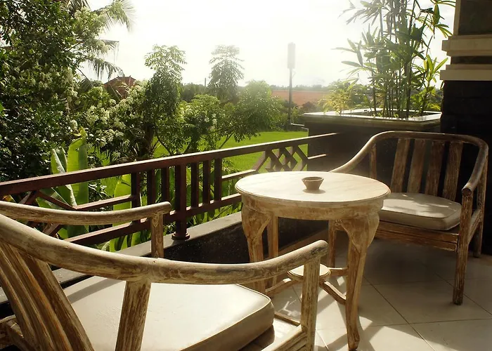 Agung Homestay *